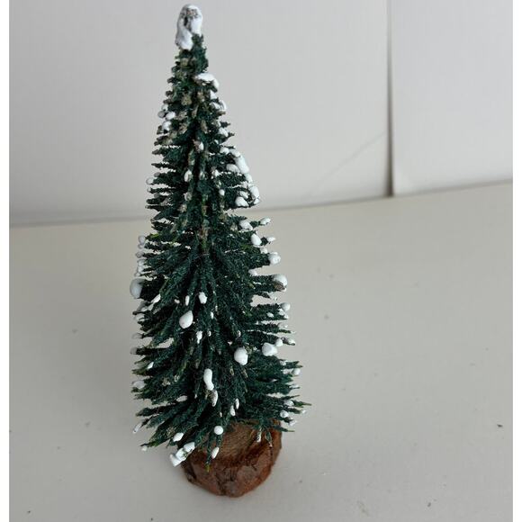 Dept. 56 Christmas Tree Village 12 Bottle Brush Snow Frosted Various Sizes - Picture 5 of 10